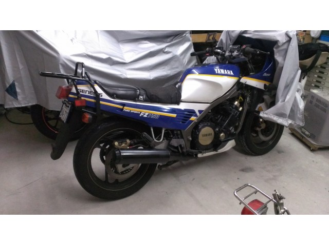 ヤマハ FZ750 カウルセット - オートバイ
