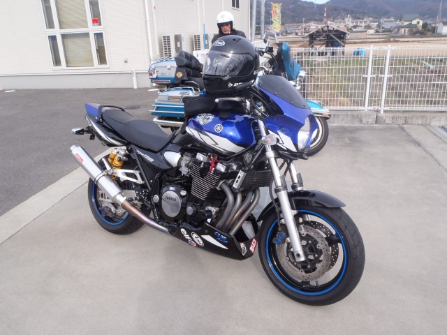 XJR1300用アンダーカウル - オートバイ車体