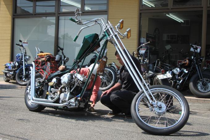 車検完了 ショベル ロングチョッパーのお引取り 遠藤自動車サービス バイクブロス