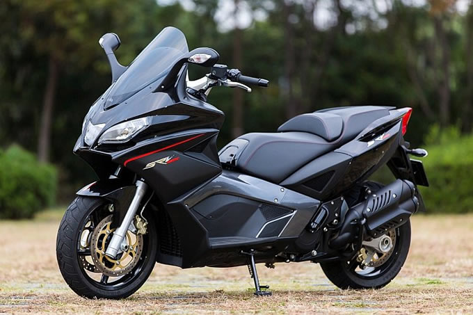 アプリリア 世界最速 ビッグスクーター 850cc - 大阪府の家具