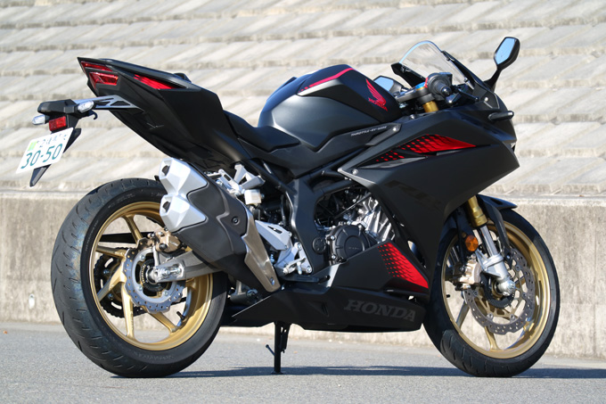 ホンダ CBR250RR 試乗記】250cc最強ツインスポーツがモデルチェンジ! いったい何が変わったのか? 試乗インプレ・レビュー バイクブロス