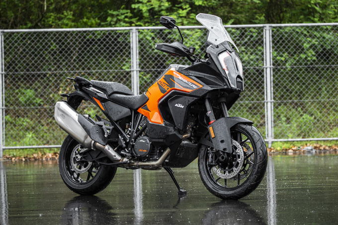 KTM 1290スーパーアドベンチャーS/R 試乗記】ACCで高速クルーズが