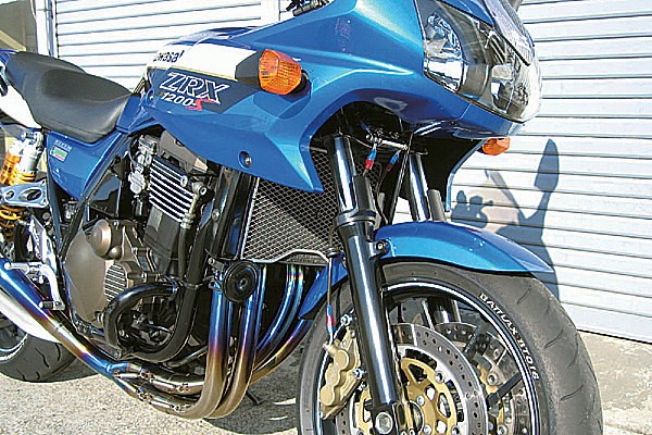 カワサキ ZRX1200S プロが造るカスタム バイクブロス