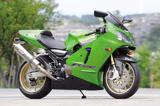 ストライカーシステム ヨコハマ ZX-12R（カワサキ ZX-12R） プロが造る