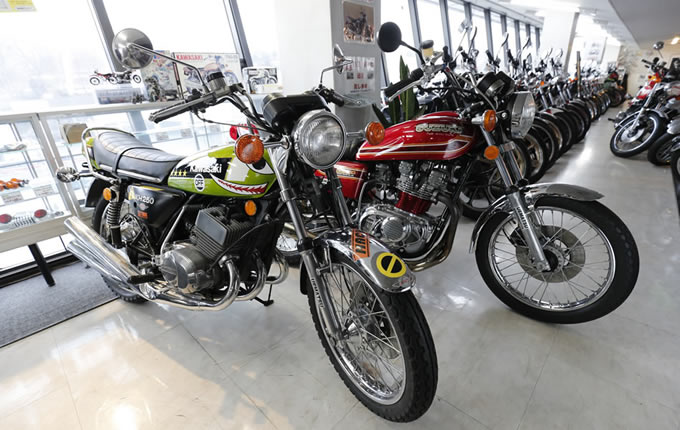 年以上の実績を持つ国内最大級の絶版車専門店 Zeppan Uematsu バイクブロス マガジンズ