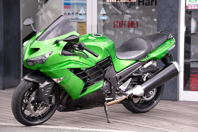 Ninja250にカスタムスクリーンを装着 アクリポイント バイクブロス