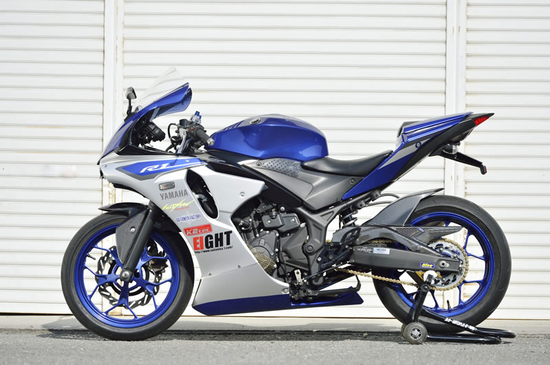 RP-Modified RP-Modified:アールピーモディファイ シートカウル R1スタイル カラー：Gloss Black YZF-R25  YZF-R3
